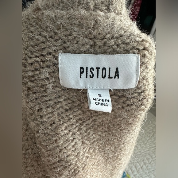 [Pistola] Oversized Sweater - Picture 2 of 3